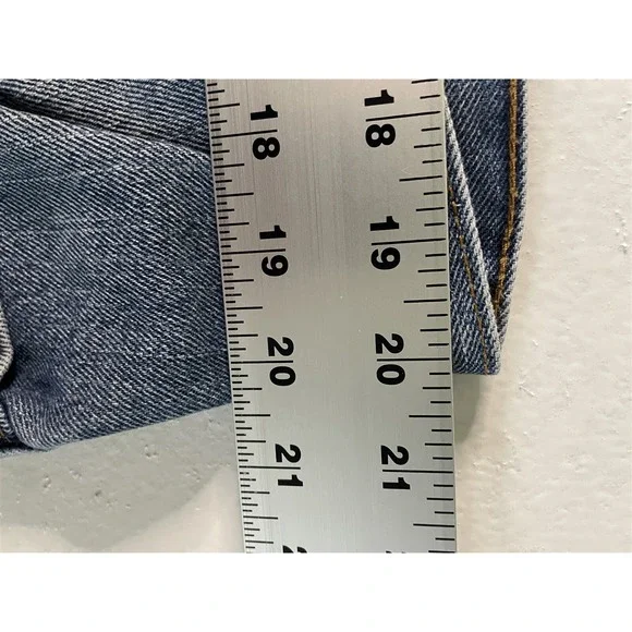 Levi's 40x32 560 Comfort Fit Medium Wash Denim Mens Jeans